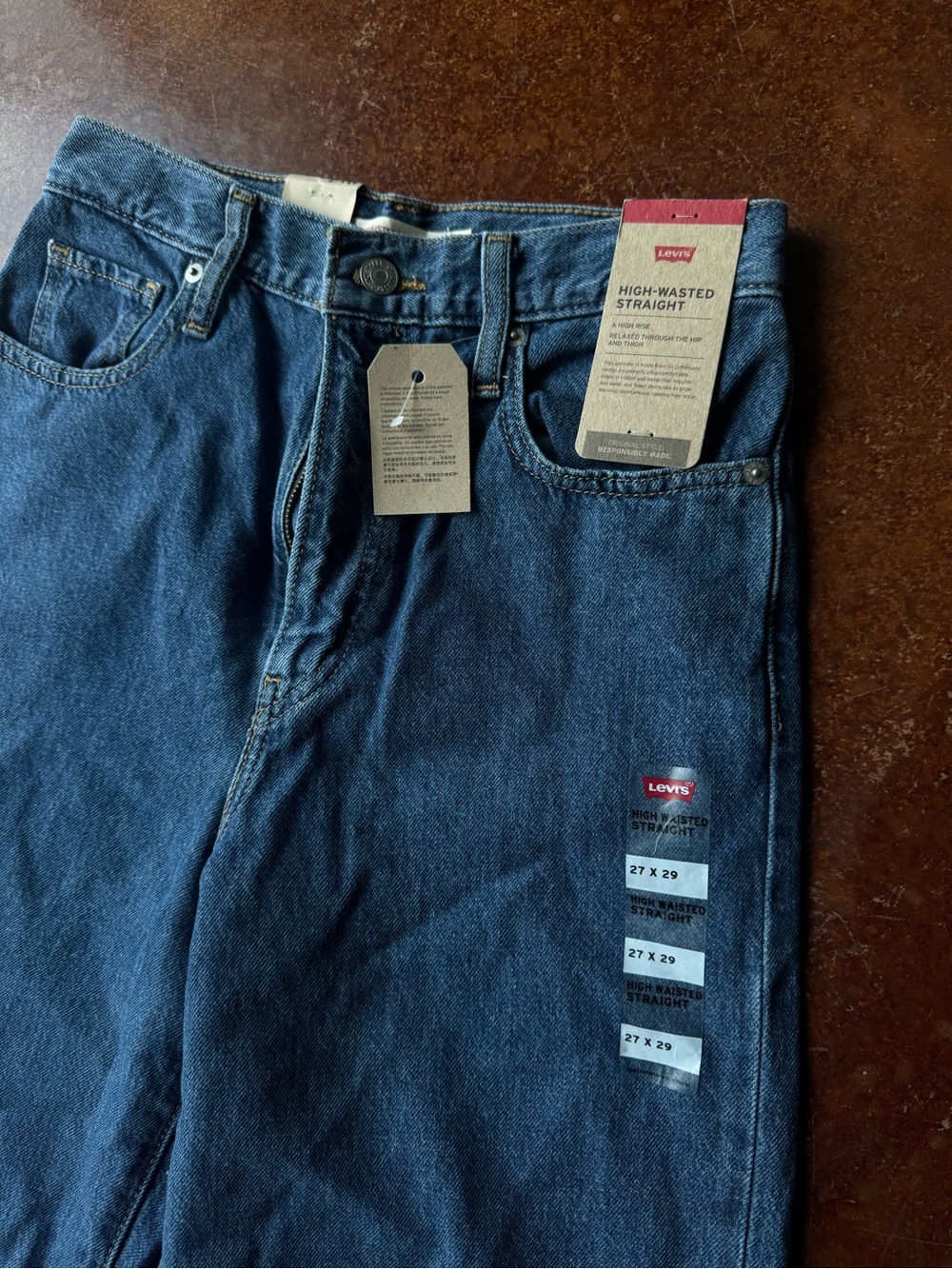 NWT Levi’s High Waisted Straight Jeans